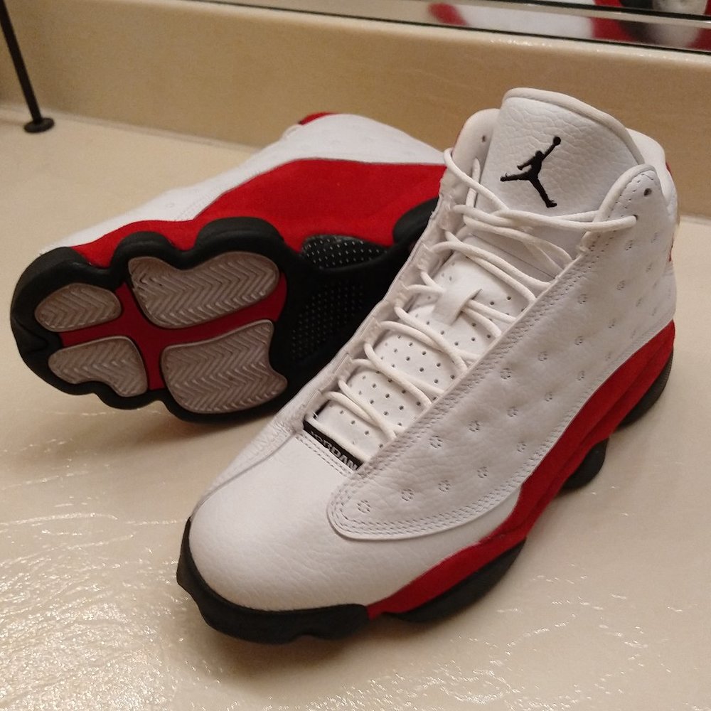 Air Jordan 13 Retro "Cherry" White/Black-Varsity Red (2010)